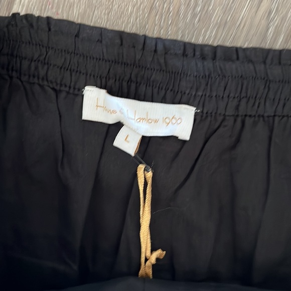 NWT House of Harlow tiered eyelet mini skirt black L - Picture 4 of 8